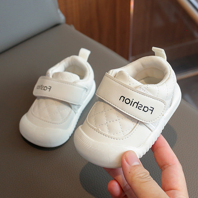 ترينشوز بثلاث الوان