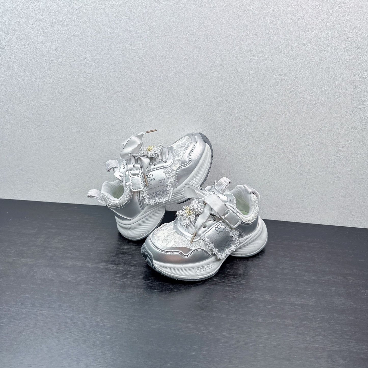 ترينشوز قيطان لونين