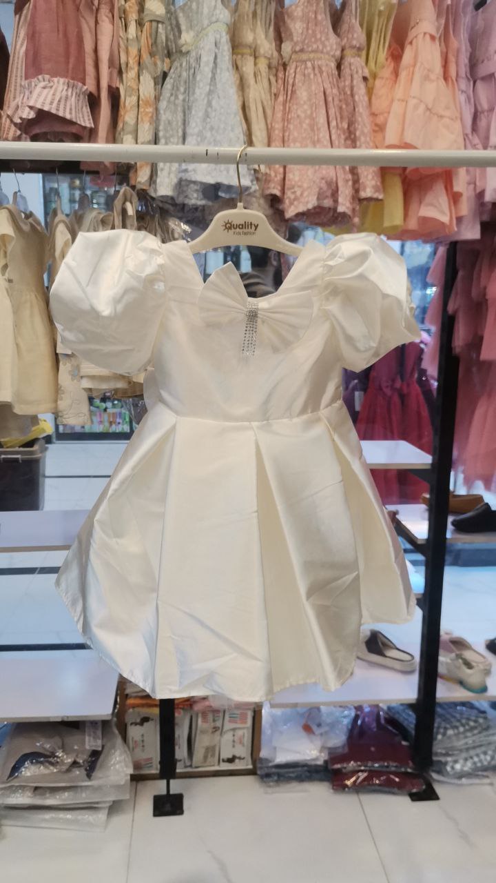 فستان اطفال بثلاثة الوان