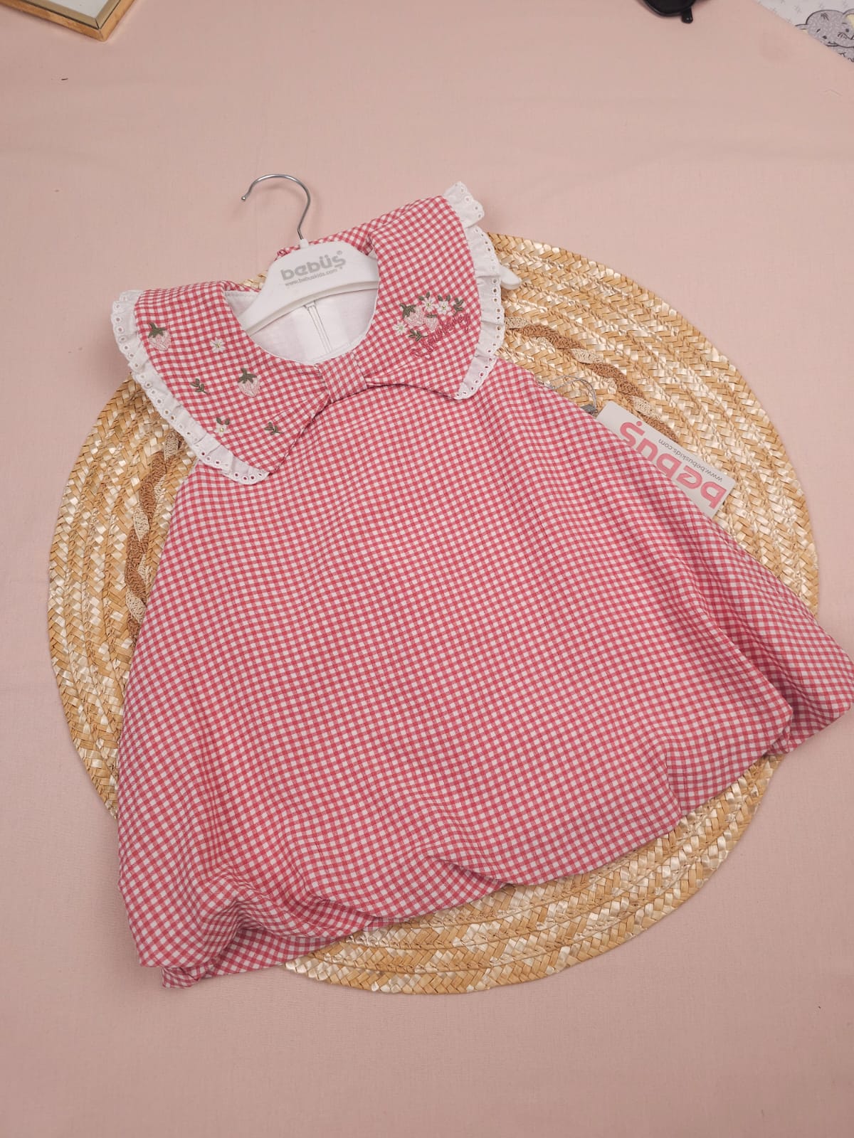 فستان بناتي احمر