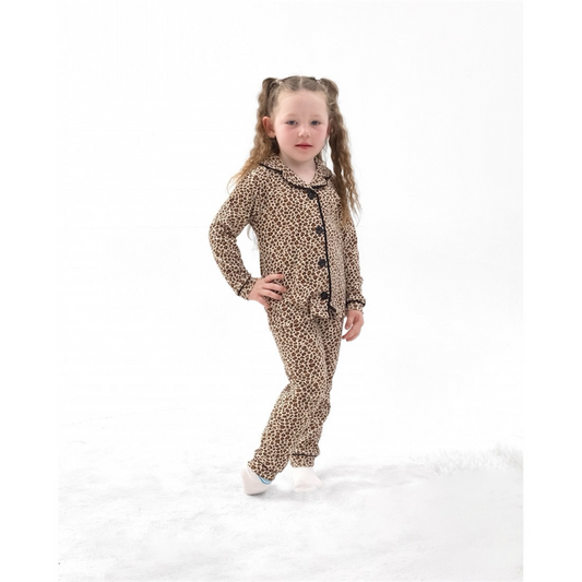 تراك بناتي جلد النمر