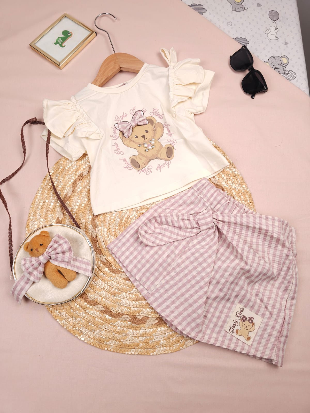 طقم بناتي لونين