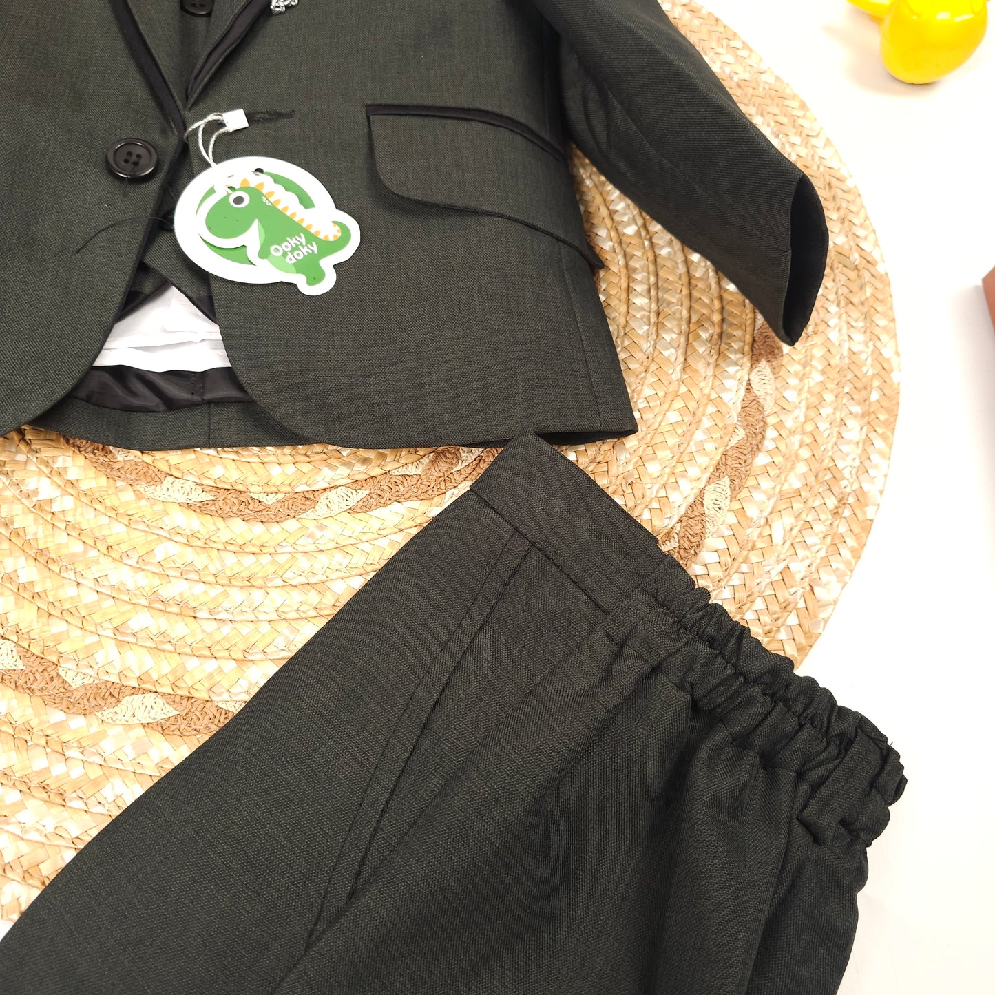 طقم رسمي مناسبات زيتوني