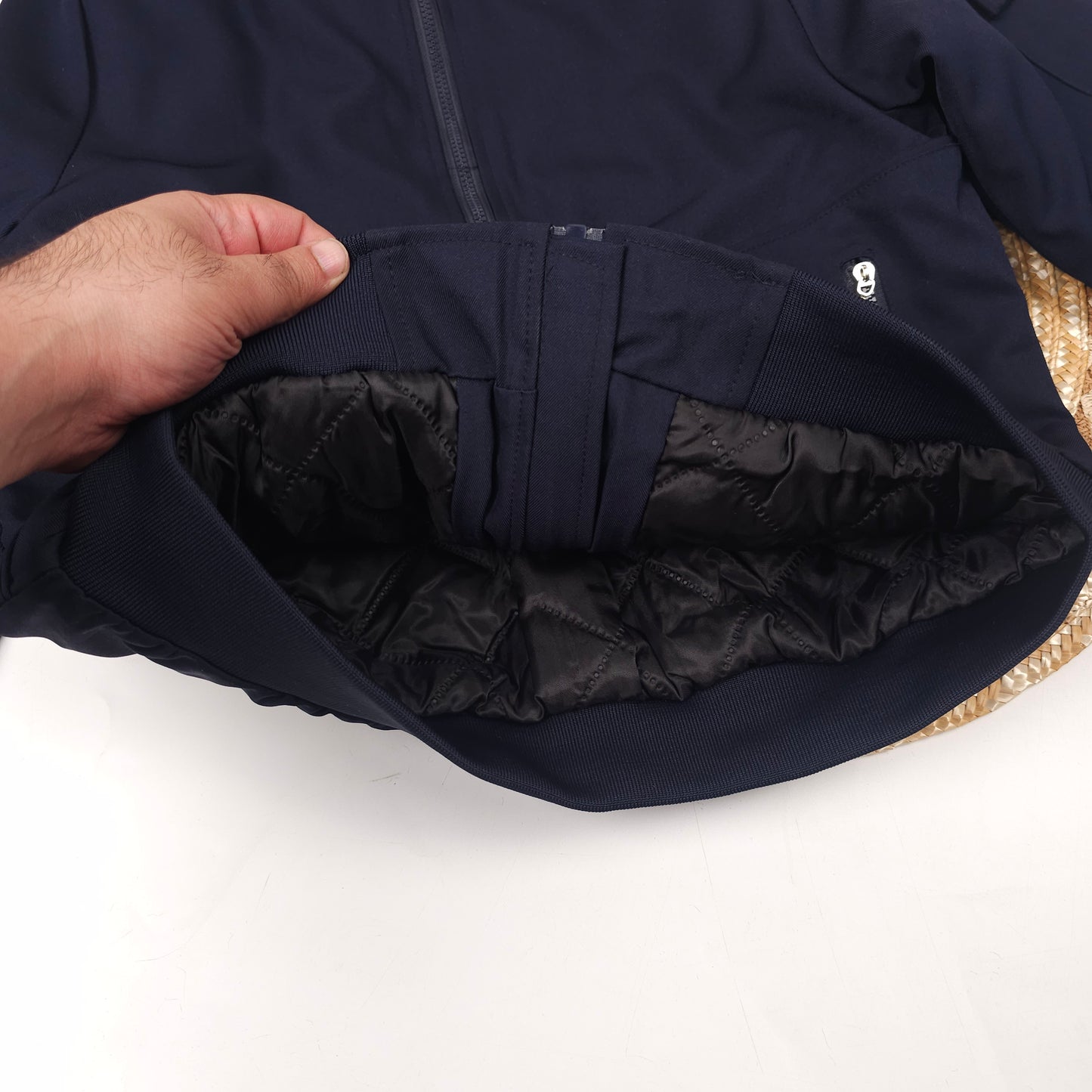 قمصلة Boss نيلي