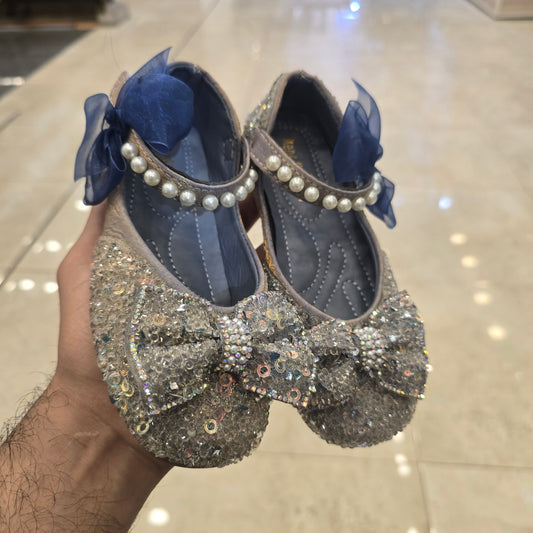حذاء بناتي بنفسجي