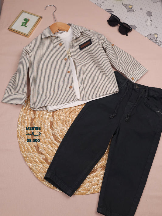 طقم ولادي ثلاثة الوأن